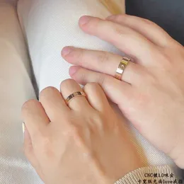 Designer -Mode 18K Roségolden Ring für Männer und Frauen Carter Matter Love Classic High Version Paar Valentinstag Geschenk