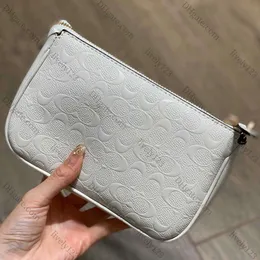 2024 2023 New Norita18 Handbag Classic Old Flower One Shoulder Underarm Bag Chain Bar Embossed for Womencode 2879 10a