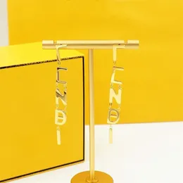 Modeohrringe Gold Dangle Womens Ohrring Brief Ohrring Design Trend Hochwertiges Schmuck Luxusgeschenke für Frauen295d