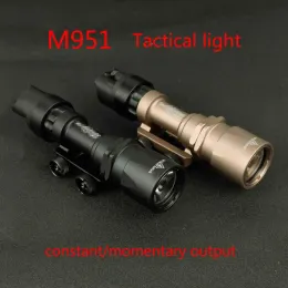Scopes Tactical Sf M951 Led Version Super Bright Hunting Flashlight Weapon Scout Lights with Remote Pressure Switch Fit 20mm Rail