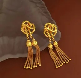 Yaratıcı düğümlü altın küpeler retro iplik püskül uzun top zarif kadınlar vintgage mücevher 240408