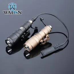 Scopes wadsn m300 m300a el feneri Surfir İzci Işık Taktik Mini Silah Işığı 20mm Picatinny Demiryolu Airsoft Av Silah Işığı