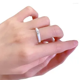 Srebrny pierścień klastra S925 może być ułożony i noszony jako pasujący pierścień. Styl Europejskiej American Instagram