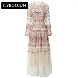 Casual Dresses Fashion Autumn Mesh Maxi Dress Women O-Neck Lantern Sleeve Flowers Embroidery Vintage Party Floor-Length