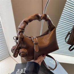 Hobos yumuşak pu deri marka kızlar omuz çantaları siyah çanta tote yeni varış mini küçük motosiklet çantaları kadınlar için lüks crossbody