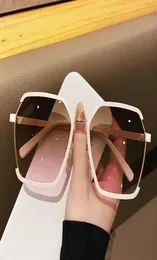 Occhiali da sole Donne quadrati di lusso per uomini oversize tè bianco originale design del marchio Sun occhiali da sole femmina Eyewear 20235889968