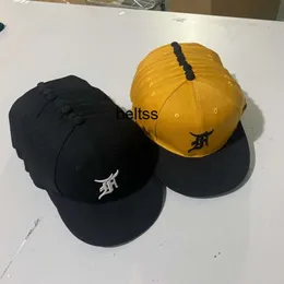 Mgła sanskrycka haftowany płaski krawędź baseballowy kapelusz High Street American American Trendy Student Hip Hop Hat Mężczyzna i kobieta