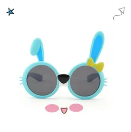 Crianças Óculos de sol Trendy Cartoon Boy Protection UV Boys and Girls Silicone Eyewear Fashion Wild Polarized Bunny 240419