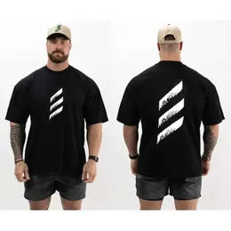 القمصان للرجال الصالة الرياضية T-Shirt Thavage Muscular Men Cbum 100 Cotton Gym T Shirt Fitness joggers pure t Shirt Summer Tshirt strtwear y240420