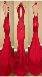Halter Red Halter Keyhole Satin Mermaid Long Prom Dresss in pizzo Applique in rilievo Sweep Train Greno Abiti da sera formali Abiti da festa1196767