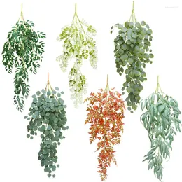 Dekorative Blumen 135 cm künstliche grüne Pflanzen Eukalyptus Wand Hanging Vine Hochzeit Dekoration Wohnzimmer Dekor Grüne Rattan Euro Style