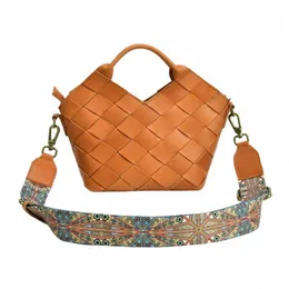 spring/summer 2023 New Woven Headband Layer Plant Tanned Cowhide Retro Handmade Shoulder Crossbody Bag for Women h2PI#