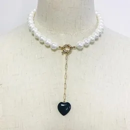 Collana di perle d'acqua dolce fatta a mano gioielli corti gioielli in pietra nera Pendant Banquet Wedding Women Aggiungi accessori per vestiti glamour NE222W
