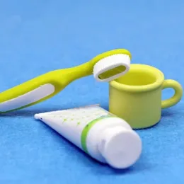 Heads 2016 Ny ankomst 3D -formad Eraser Toothbrush Eraser Cup Eraser Tandkräm Eraser för familjemedlemmar 15 stycken per parti
