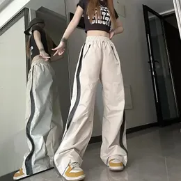 Pantaloni della tuta Y2K Techwear Women Streetwear Hip Hop Korean Hop Harajuku Pantaloni da paracadute Pantaloni Lady Wide Leg Joggers pantaloni 2024 240420