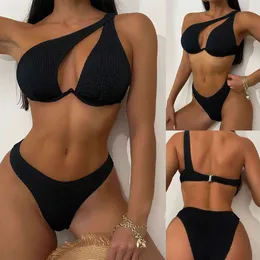2024 Bikini Spalato Swimsuit Black One Spalla spalla sexy Bikini da bagno senza schienale