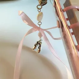 Anahtarlıklar kalp telefonu cazibesi moda kristal bowknot bale ayakkabıları kızlar için anahtarlık kadın kayış sırt çantası