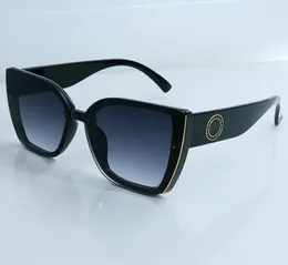 Occhiali da sole per maschi e donne in stile estivo 6010 protezione UV retrò piazza grande telaio grande occhiali da sole design popu8504253