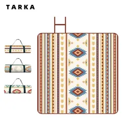 Tarka Big Size Camping Mat Costure Picnic Pad Piquetable Dobring Praia Mattão ao ar livre à prova d'água à prova de umidade de acampamento 240408