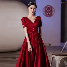 Partykleider Yourqipao Sommer Toast Kleid Braut Red Satin Festliche elegante mittelgroße Verlobung Chinesische Hochzeit für Frauen für Frauen