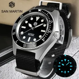Zegarki San Martin Luksusowa marka nurkowania nurka NH35 Automatyczne mężczyźni mechaniczne zegarek szafirowy pasek nylon