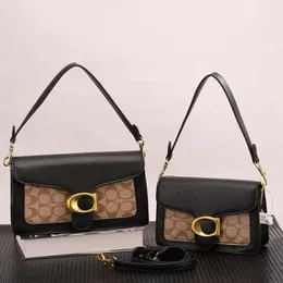 Designväska lyxiga kvinnors axelväska högkvalitativ flerfärgad väska med kedje mode tygväska