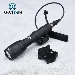 Scopes Wasdn M300 M600 Flashlight Release Quick Release Pressa base per accendere la lampada a led dell'arma da caccia esterno