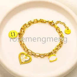 Klassische Kunstlederarmbänder Armbangle Hochqualität hochqualität 18 Karat Gold plattiert Edelstahl Buchstaben Anhänger Liebhaber Geschenk Armband Manschette Kette Frauen Armband Geburtstag Geschenke