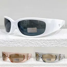 Simboli occhiali da sole Spra14 Designer di lusso Donne occhiali da sole polarizzati Clazzo bianco geometrico Lenti grigie Lenti grigie Lady Lady Fit occhiali con scatola originale