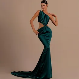 Sexy Long One Shoulder Green Prom Dresses Mermaid Satin Zipper Back Pleated Sweep Train Evening Dresses for Women