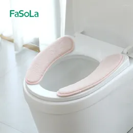 Toilettensitz bedeckt die Heimatmatte dickes warmes Sticky -Bad mit Pelz Samtabdeckung