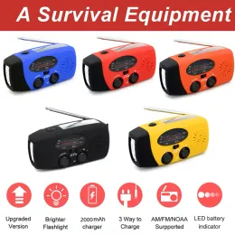 Radio AM/FM/NOAA Emergency Radio 2000Mah Solar Power Hand Crank Radio Global mottagare Högkvalitativ LED -fackla Läsning Ljus SOS -larm