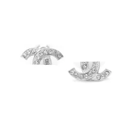 Franska lyxmärke Diamond Stud örhänge Gold Silver Earrings Mini Letter Barnd Fashion Designer för Women Party Gift2025