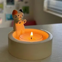 THIETS Cartoon Cat Candle Holder Resina Aromatherapy Candlestick Creative Kawaii Cat Decoration Holder Candele regalo