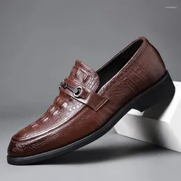 Casual Shoes Men loafers läderföretag Moccasin Crocodile Style Footwear Fashion Slip on Driving Classical Dress Man