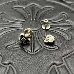 CH Trendy Brand Croker Scout Flower Earrings للجنسين 925 Silver Needle Sterling شارع الهيب هوب