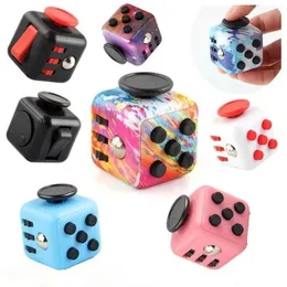 Декомпрессия игрушка Fidget Toy Lizer Cube Cube Rainbow Finger Infinite Magic Cube Бесконечный квадратный датчик снижение давления T240422