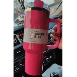 Pink Parade 40 Unzen Quencher H2.0 Becher Camping Camping Travel Car Cup Edelstahl Tumbler Tassen mit Silikongriff Valentinstagsgeschenk