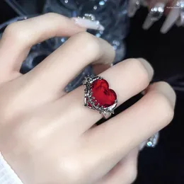 Pierścienie klastra Y2K Red Crystal KPOP Regulowane serce Pierścień nieregularna geometria punk vintage dla kobiet -dziewczyny biżuteria mody