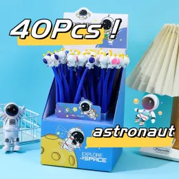 PENS 40pcs/lotto Creative Cartoon Space Men Gel Penna carina astronauta GLUE flessibile Signatura Pens scolastica di cartoleria per bambini Prodotti