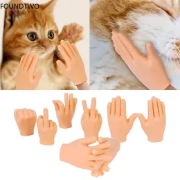 Toys Cat Interactive Komik Hareketli Oyuncaklar Mini Çok Stripon Alay Kedi Plastik Parmak İnsan Sahte El Eldivenleri Evcil Hayır Toys Malzemeleri