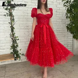 Parti elbiseleri kırmızı tül ışıltılı yıldızlar tatlım -uzunluk balo elbisesi ince bağlı yay kısa kabarık kollar vestido longo festa