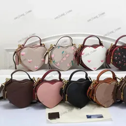 Luxus -Designer -Einkaufstasche Top Griff Kupplung herzförmig Crossbody Classic Damen Herren Pochette Cherry Love Print Leder Geldbeutel Handtaschen Schlinge -Umhängetaschen Beutel