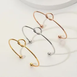 Charm Bracelets Koreanische Mode Einfacher weiblicher Schmuck Pulsreiras Initiale Edelstahl -Armreifen offen Offenes Roségold