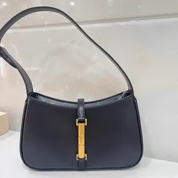 Bag w stylu Anglii dla kobiet luksusowa designerska torebka torebka 2024 NOWOŚĆ W PU VINTAGE Lock Decorati klasyczne małe ramię i1al#