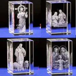 Mini K9 Crystal 3D Laser Sculpture Cube Christian Jesus Cruz Fture Virgin Maria Crenças religiosas Decoração de carro da mesa do escritório 240418