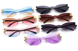 New Special Rimless CatEyes Sexy Women Sunglasses Novelty Big Onepiece Lenses With Fulgurous Bars Side Fashion Lady Eyewear5053810