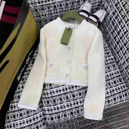 Kvinnorjackor Designer 2024 Early Spring New Temperament Socialite Gentle Aging Button grov tweed liten doftande kappa rqxa