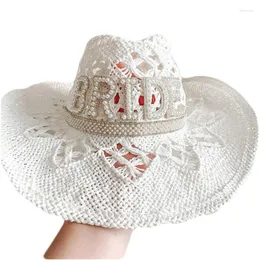 Boinas de alta qualidade mulher chapéus de noiva primavera verão hollow white cowboy chapéu de palha de palha manual Jazz