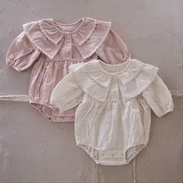 ROMPERS 2024 Frühling Neues Baby Langarm BodySuit Säuglingsdelied niedlich niedliche Spritzprinzessin Jumpsuit Neugeborenes Kleinkind Baumwollkleidung 0-24m H240423